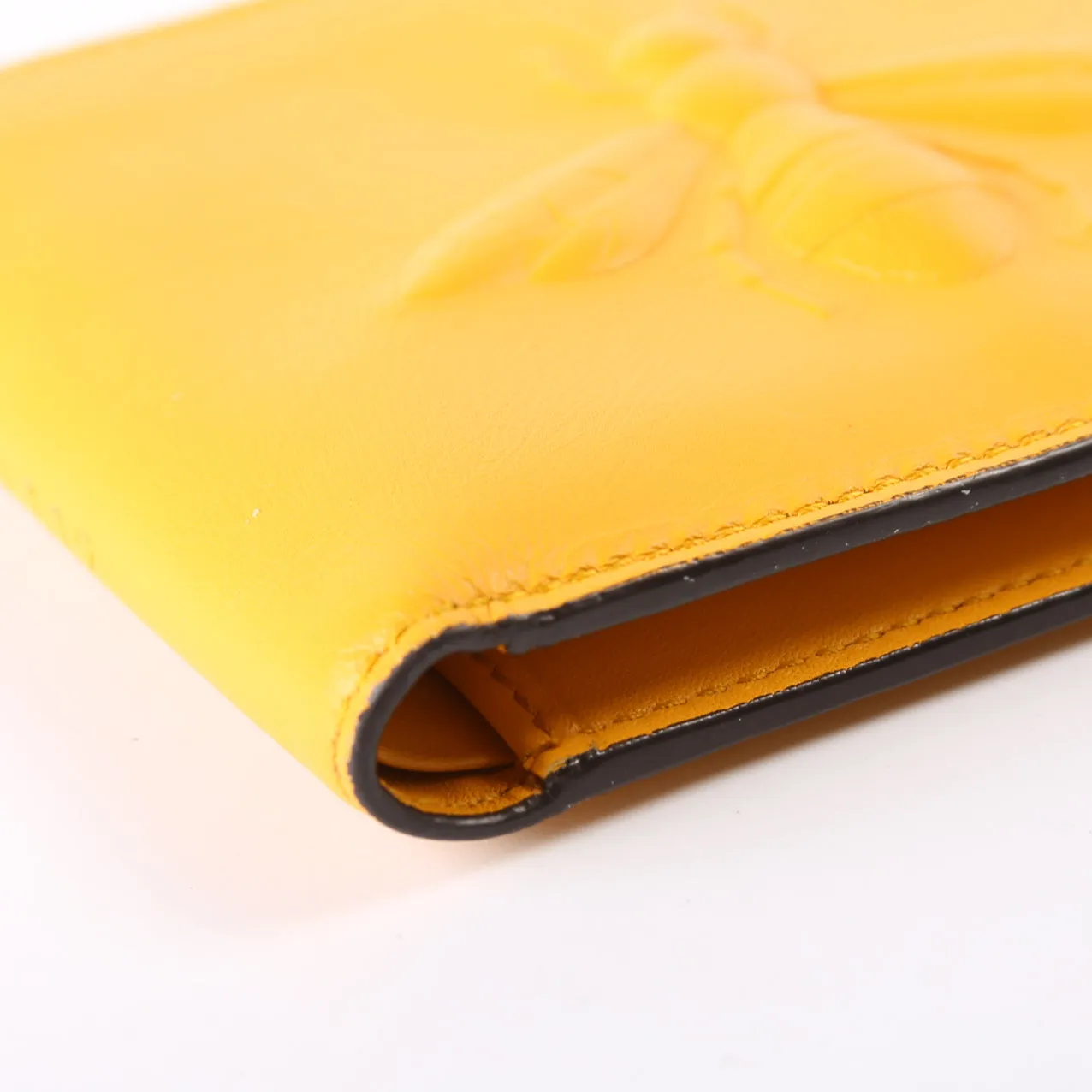 451179 Leather Bee Bifold Yellow