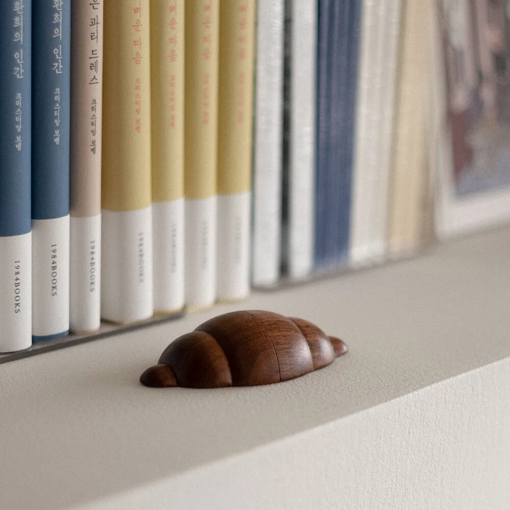 Croissant Memo Holder